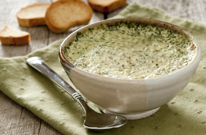 Garlicky Spinach and Artichoke Dip - Tulkoff Food Products